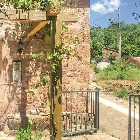 Two-bedroom Holiday In Tanabueyes